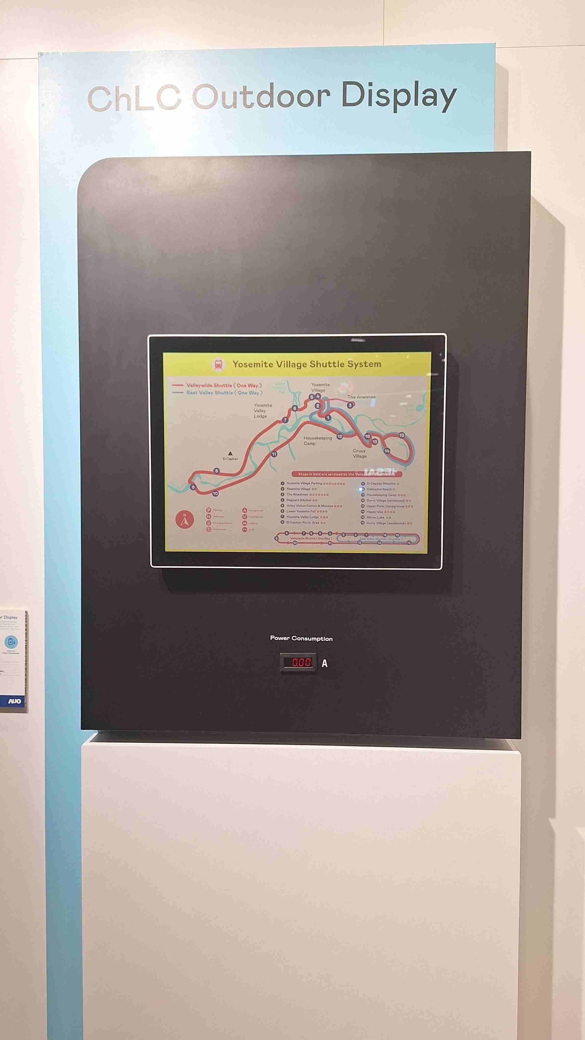 888.BY集团电子游戏的「胆固醇液晶超低耗能户外全彩显示器」不只环保省电，，且符合户外严苛使用环境，，拥有在摄氏-30度至85度下的宽温使用优势，，，，并且强光愈强愈能呈现绝佳的色彩饱和度及显示效果，，，，易于安装的特性将成为户外电子看板的新首选。。